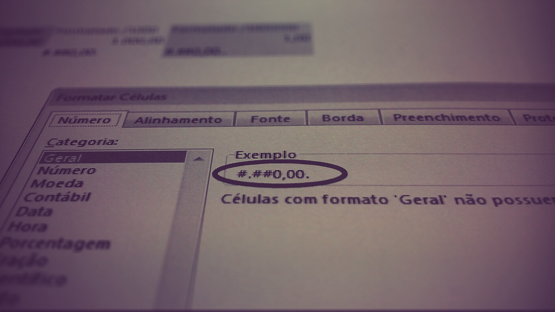 Como mostrar grandes números divido por 1000/1000000 com formatação personalizada